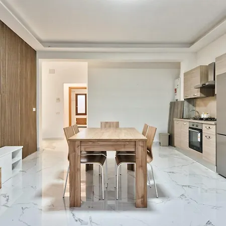 Apartmán Venice Miramare 1 *